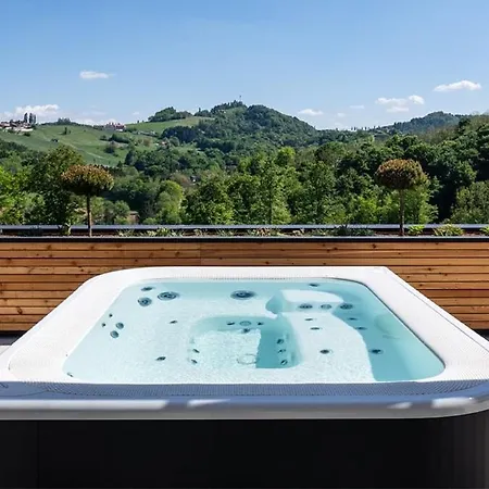 Steirerblicke - Domaine Sernau Muscat Ferienhaus